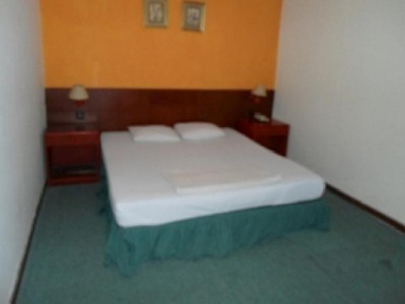 Hotel Margosuko Маланг Екстериор снимка